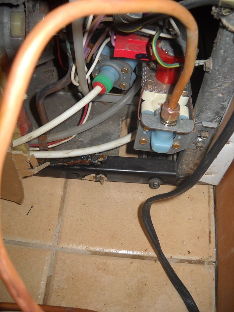 Leaking Refrigerant Lines